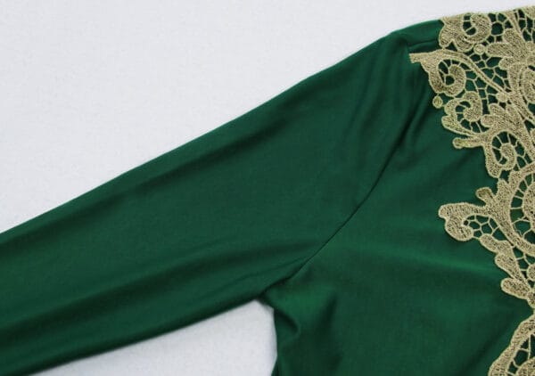 Emerald Tide Surf Leggings - Image 9