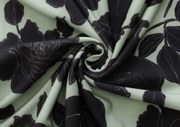 Midnight Bloom Rash Guard Set - Image 3