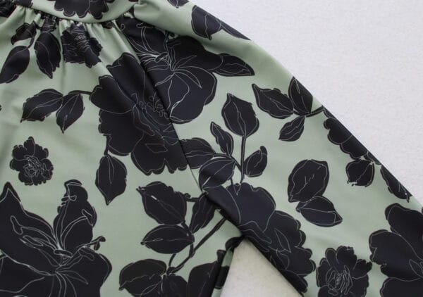 Midnight Bloom Rash Guard Set - Image 9